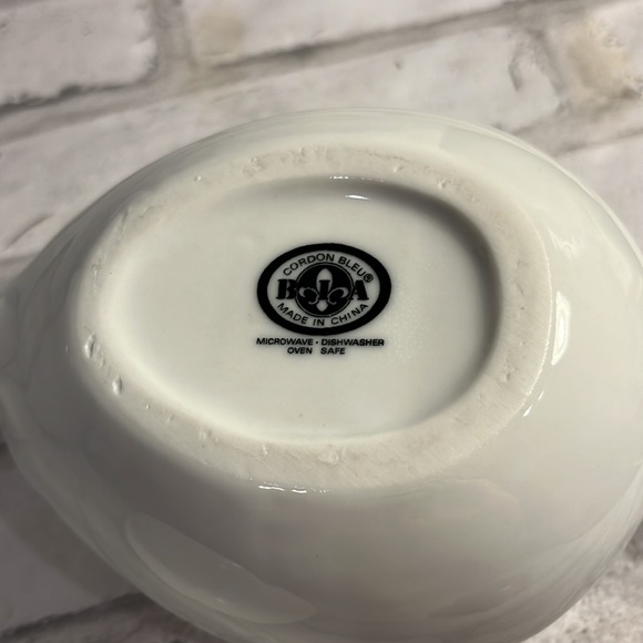 Cordon Bleu white stoneware fish tureen dish casserole display storage MCM style - Picture 8 of 11